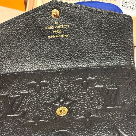 Louis Vuitton black monogram key and coin wallet - Picture 5 of 13